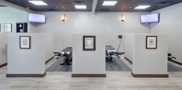 What Should I Look for in a Chiropractic Center?