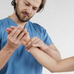 chiropractor help with numbness in hands